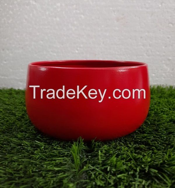 Round Metal Bowl Planter (red)