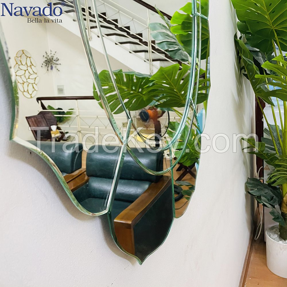Factory Direct Wholesale Modern Wall mirror Lotus
