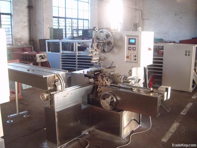 Sell flavor fold packing machine, chicken cube packing machine