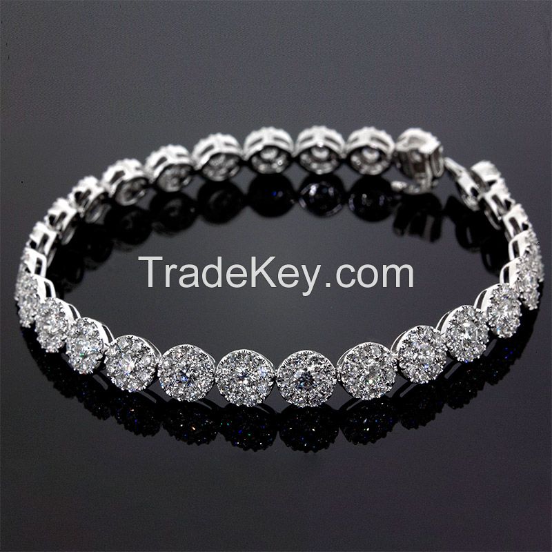 Sell Diamond cluster bracelet 18K white gold