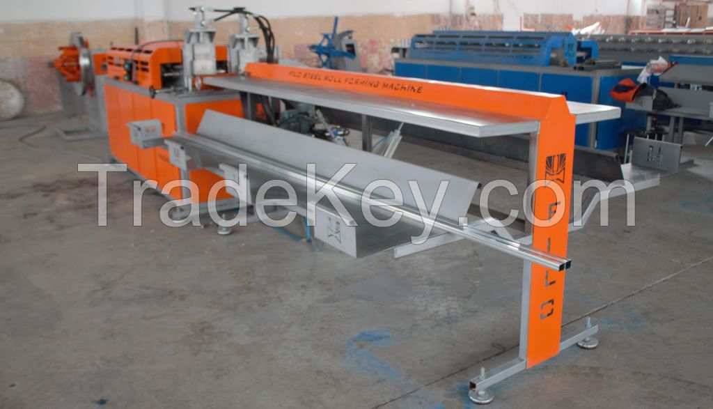Multi-lined roll forming machine