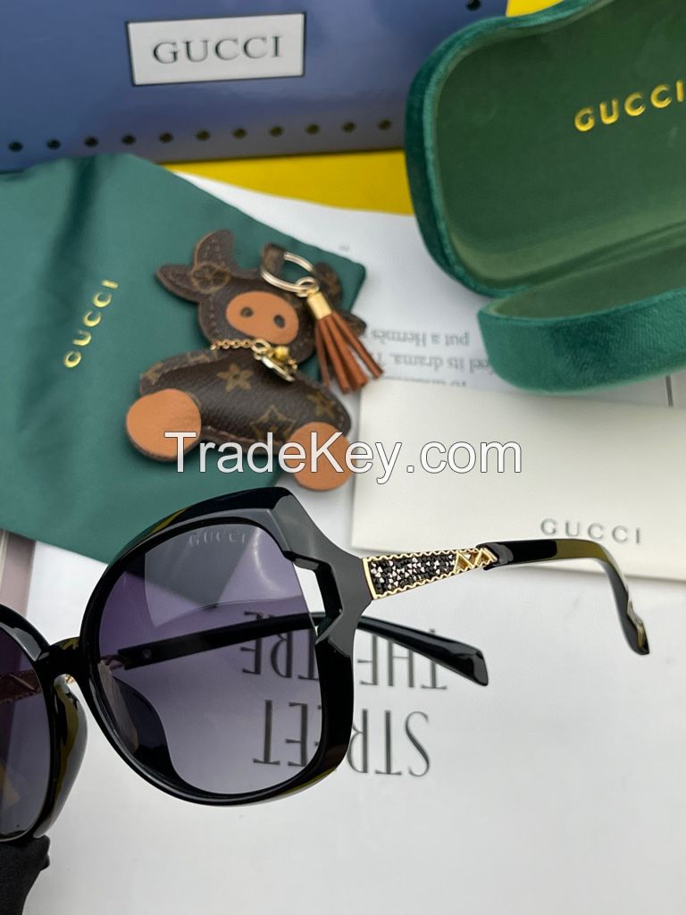 Top quality 2022 new womens sunglasses fashion glasses