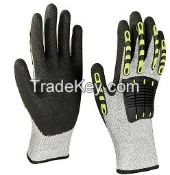 High cut resistant Tuf TechÂ® yarn knitted seamless nitrile glove