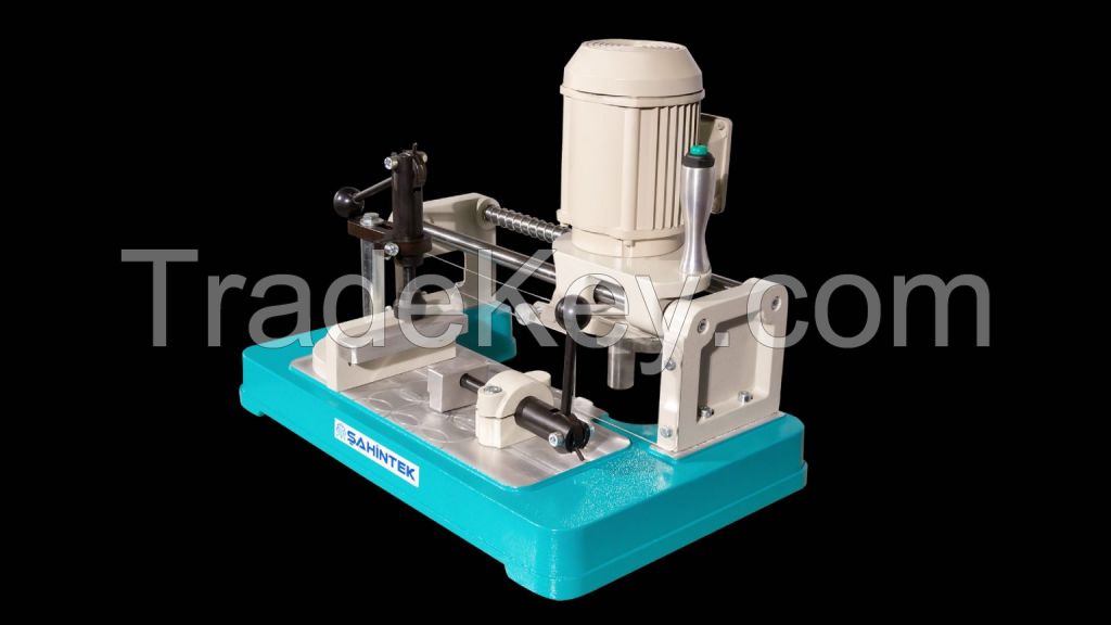 P.K. 101 - Portable End Milling Machine