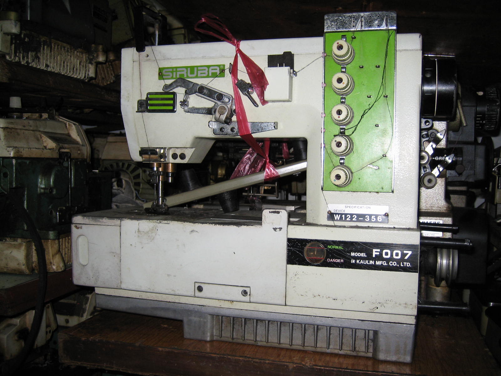 interlock  5thread sewing  machine