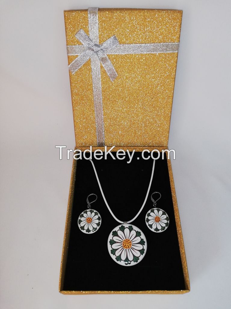 Ceramic necklace and earring fashion jewelry sets