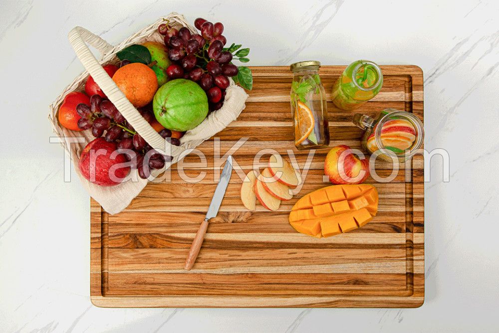 Vietnam High quality Rectangle Teak Cutting Board With Juice Groove & Hand Grip For Kitchen Tools Natural Wood