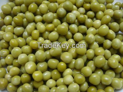 Quality and Sell Process peas in brine