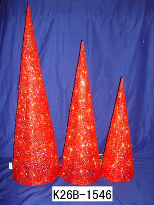 RED SISAL CONE TREE WITH LIGHTS