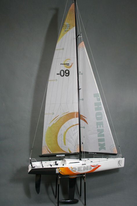 R/C Sailboat Phoenix 870