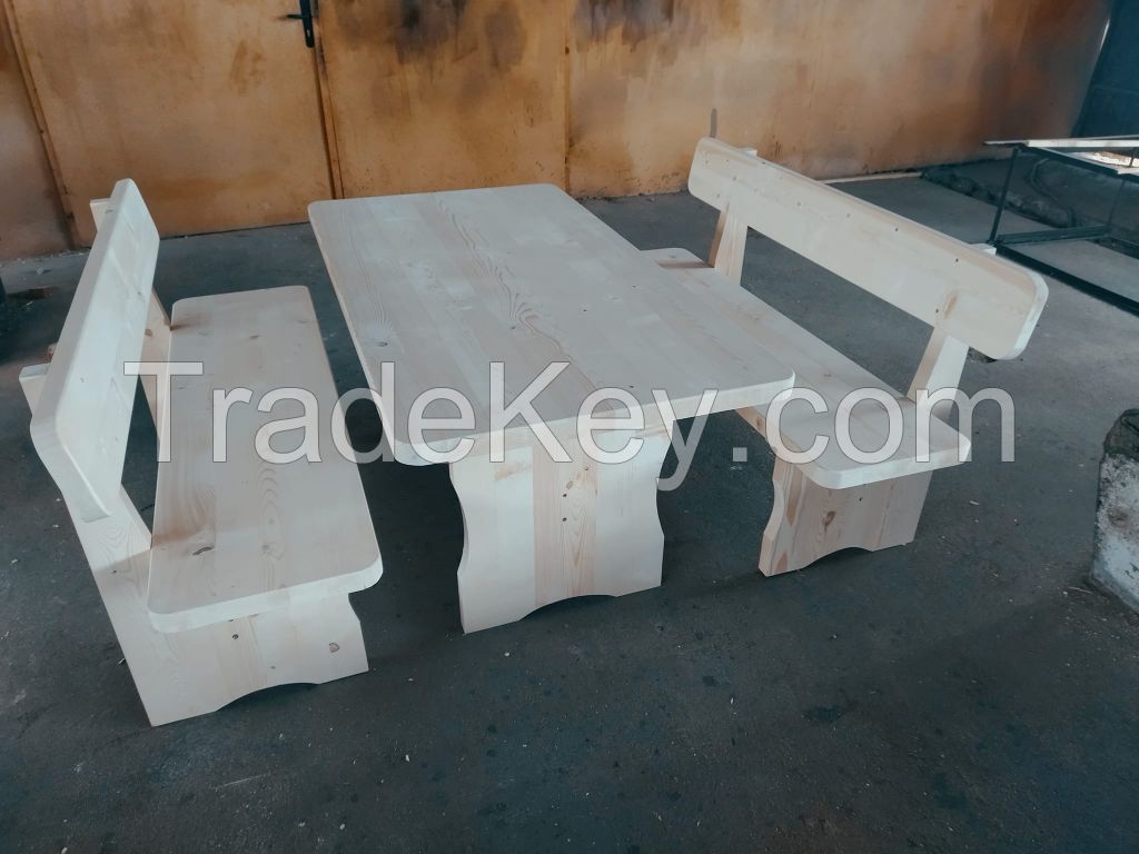 Production of Bavarian tables and benches.