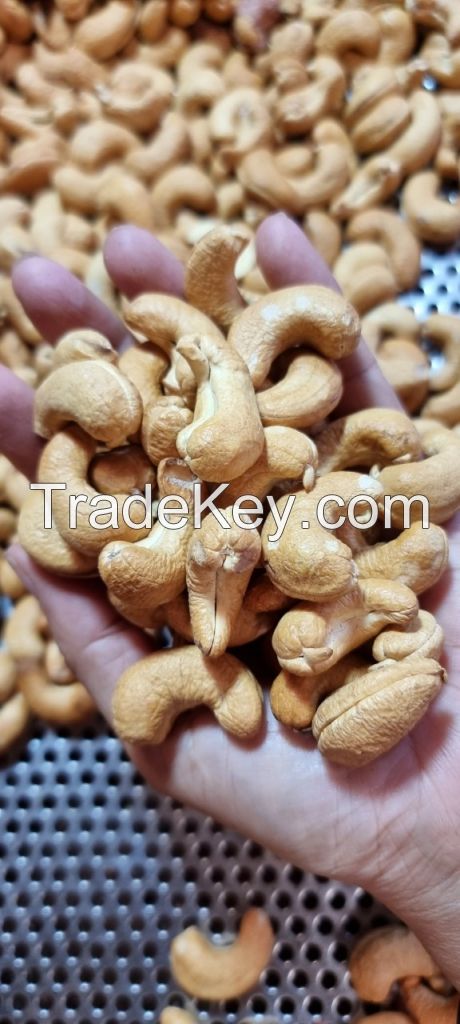 PREMIUM ROASTED SALTED CASHEWS WITHOUT SHELL