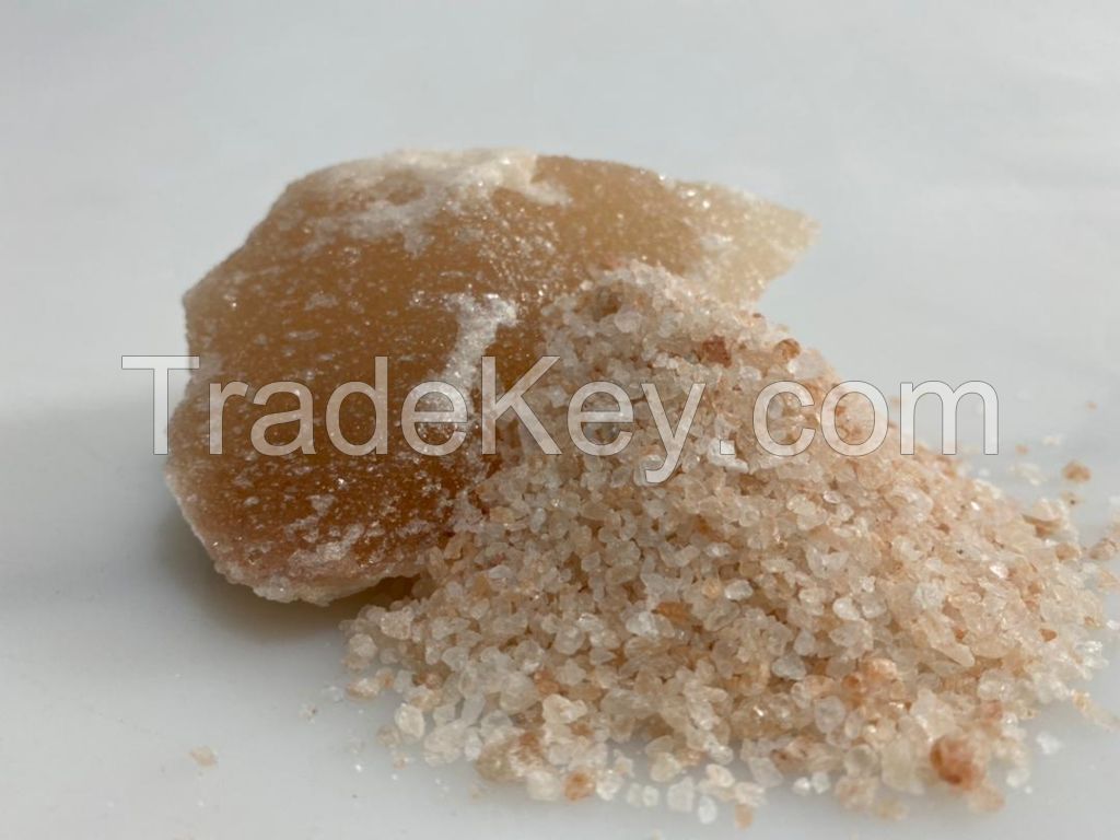 orange rock salt, Reddish orange rock salt