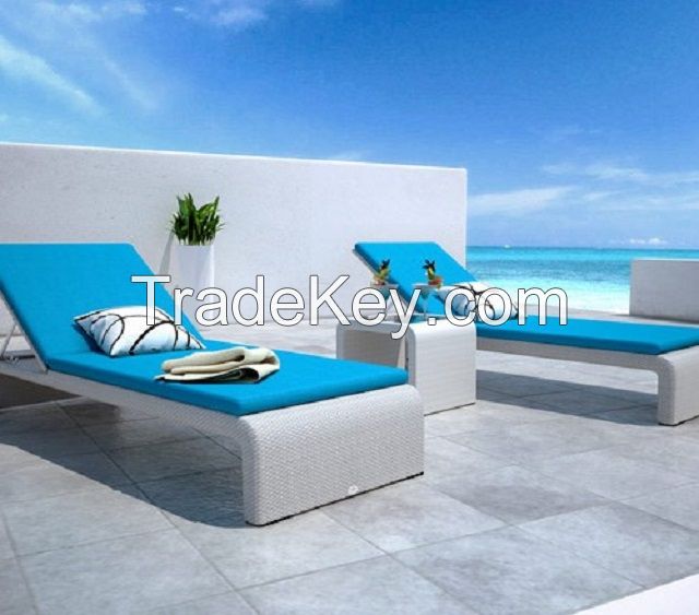 DL FURNITURE OUTDOOR WITH CUSHION