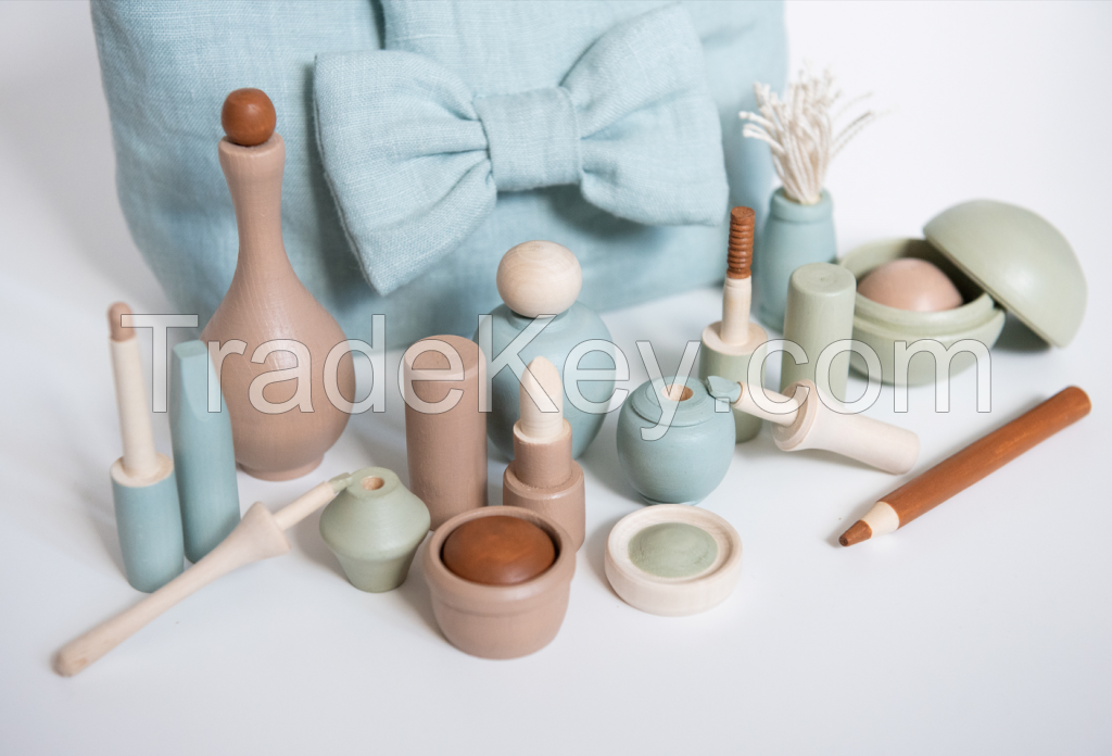 Wooden Play Make Up (blue and mint tints)