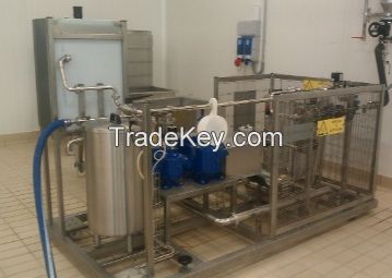 Milk processing line for small farm