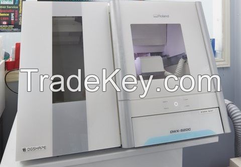 ROLAND DWX-52DC 5-AXIS DENTAL MILLING MACHINE