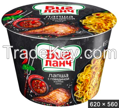 Instant Noodles with beef in spicy sauce