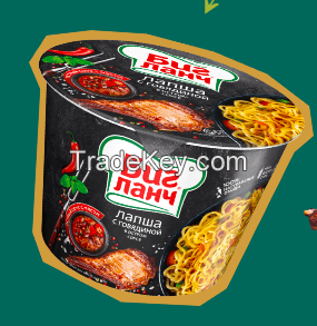 Instant Noodles with beef in spicy sauce