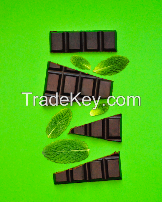Honey sweetened dark chocolate with mint 65%