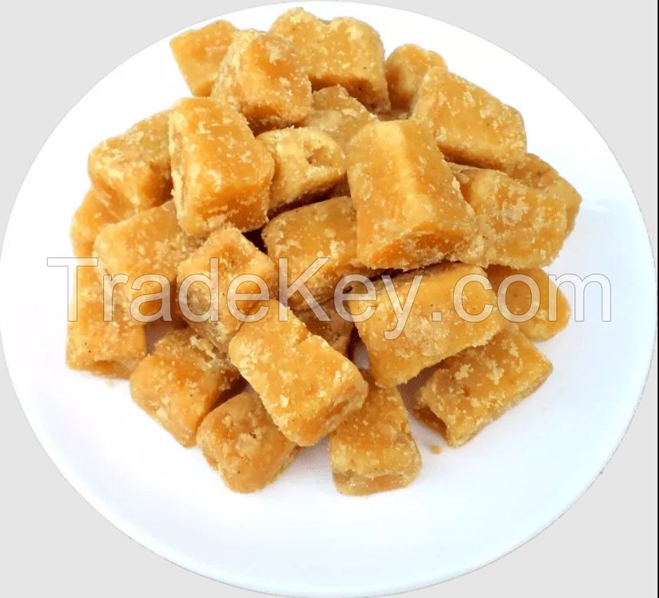 Indian Jaggery Cube natural brown