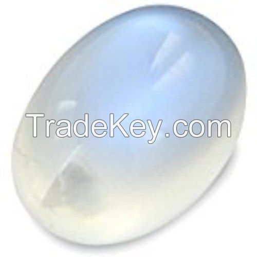 Natural moonstone for jewelry making and design
