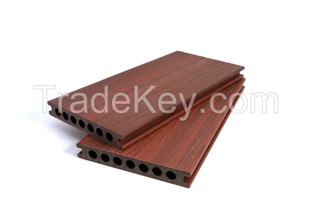 co-extruded WPC terrace with an authentic wood look