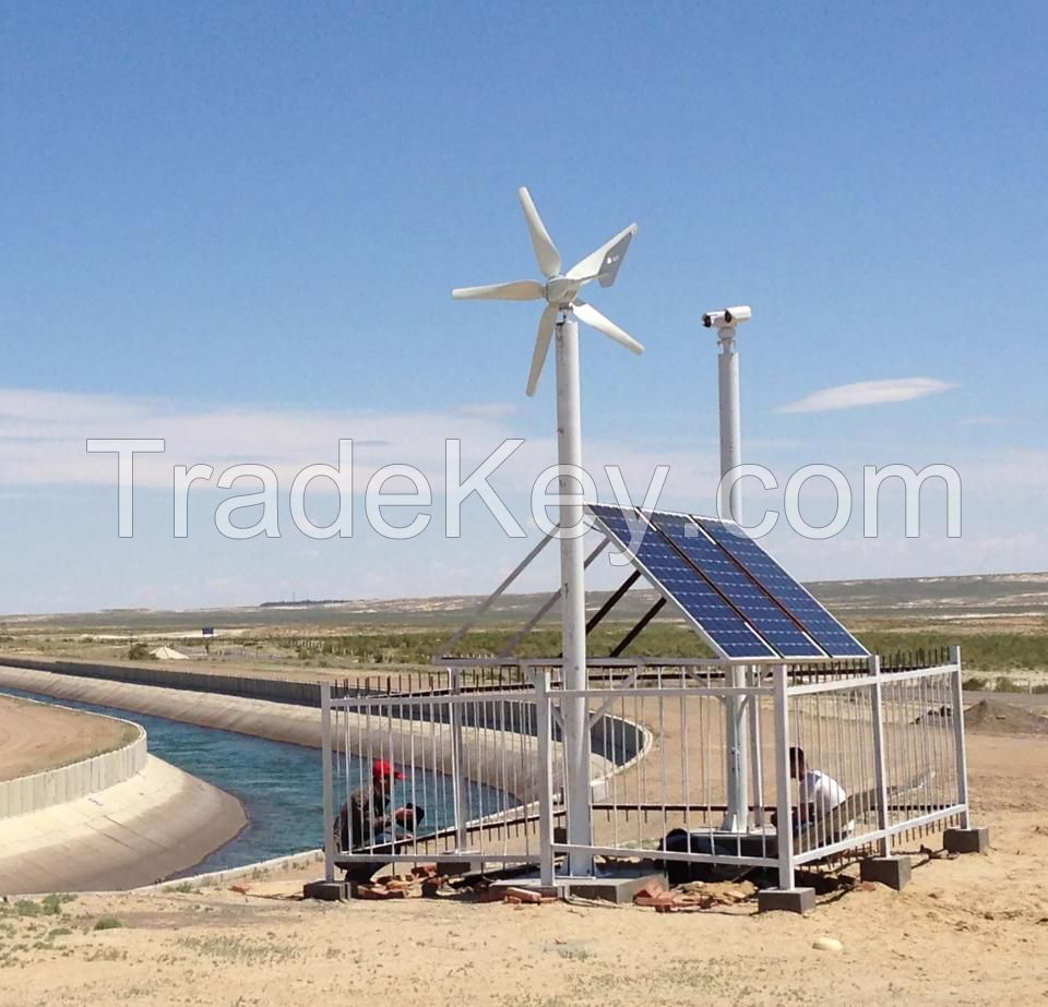 Wind And Solar Hybrid Solar Panel 720W System Complementary For Surveillance System