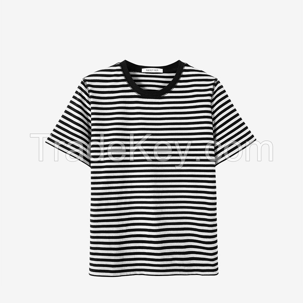 Spring new casual fashion round-neck striped T-shirt simple short sleeved women's pullover top