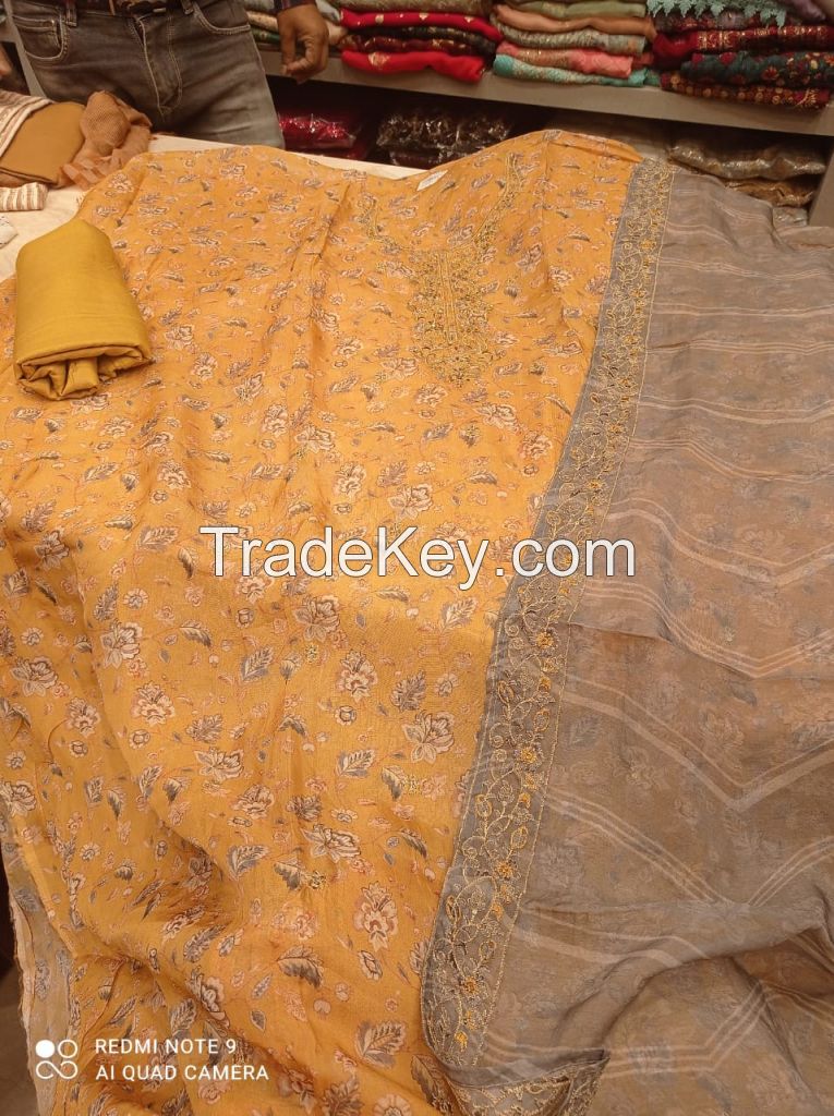 kurtis; salwar suits