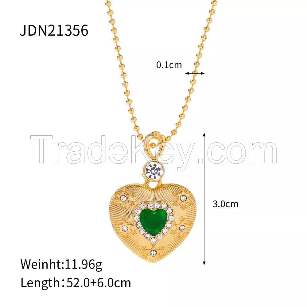 New Arrival Bead Chain Green Cubic Zirconia Paved Texture Heart Pendant Necklace for Women