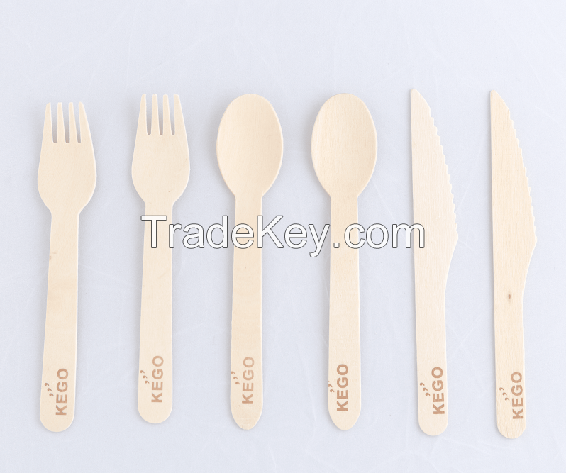 Vietnam Factory Supporting Customized Cutlery Set Knife Fork Disposable Wooden Spoon With Napkin Packaging