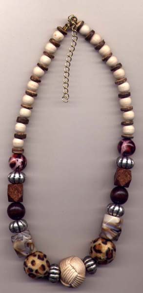 fashion beaded necklace
