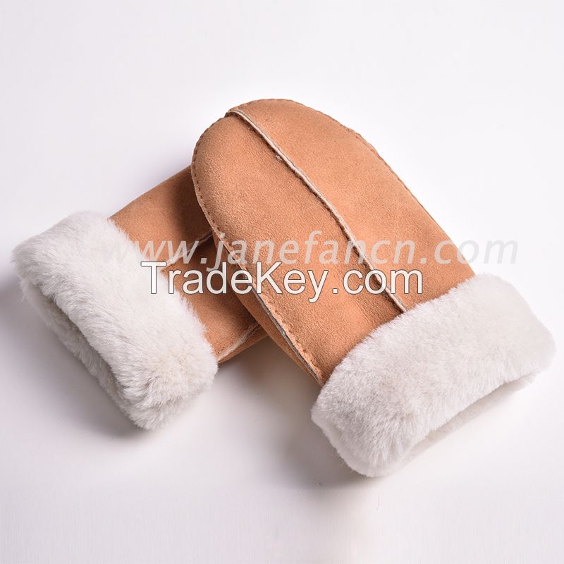 High quality Sheepskin mitten with many colors