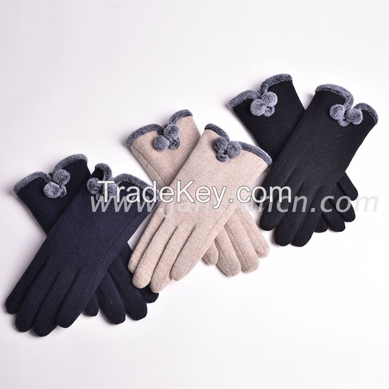 Soft and warm winter wool gloves supplier