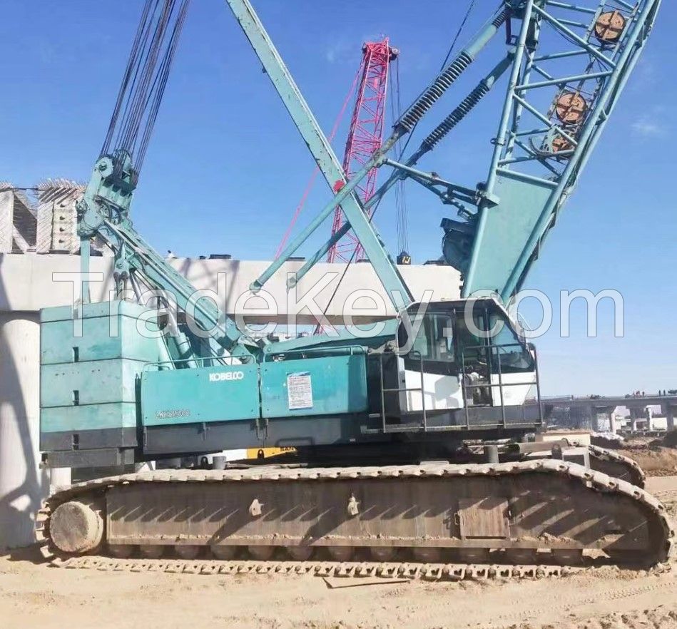 250Ton Kobelco used crawler crane Kobelco CKE2500 used crane made in Japan Crane