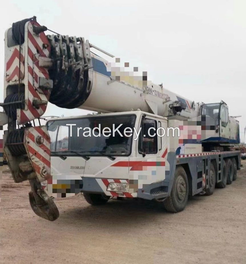 220ton Zoomlion used truck crane QAY220 used mobile crane