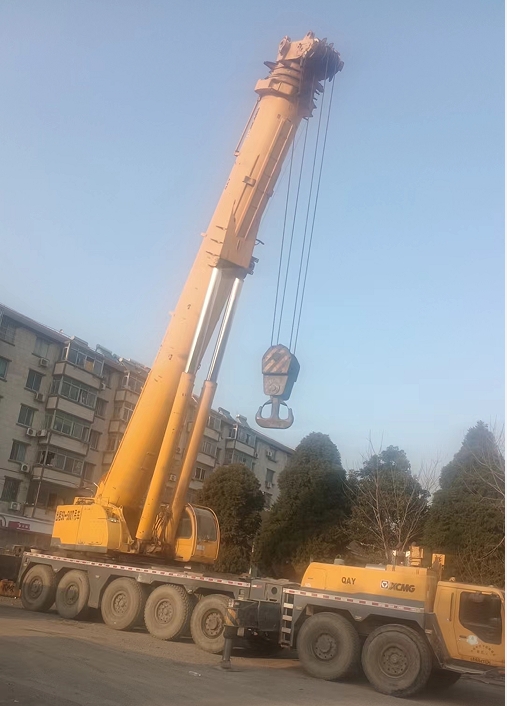 XCMG Used truck crane QAY400 used crane 400Ton big hydraulic mobile crane