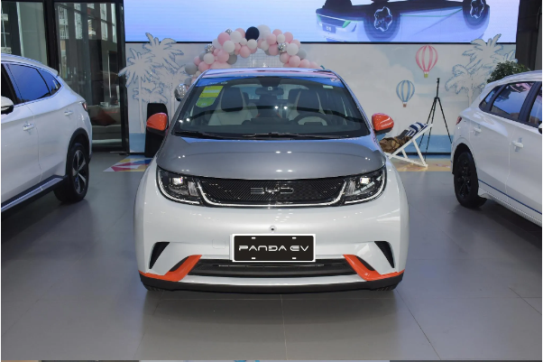 BYD DOLPHIN Chinese Cheap electric car 420km 5-door 5-seat sedan hignest speed 150-160km/h
