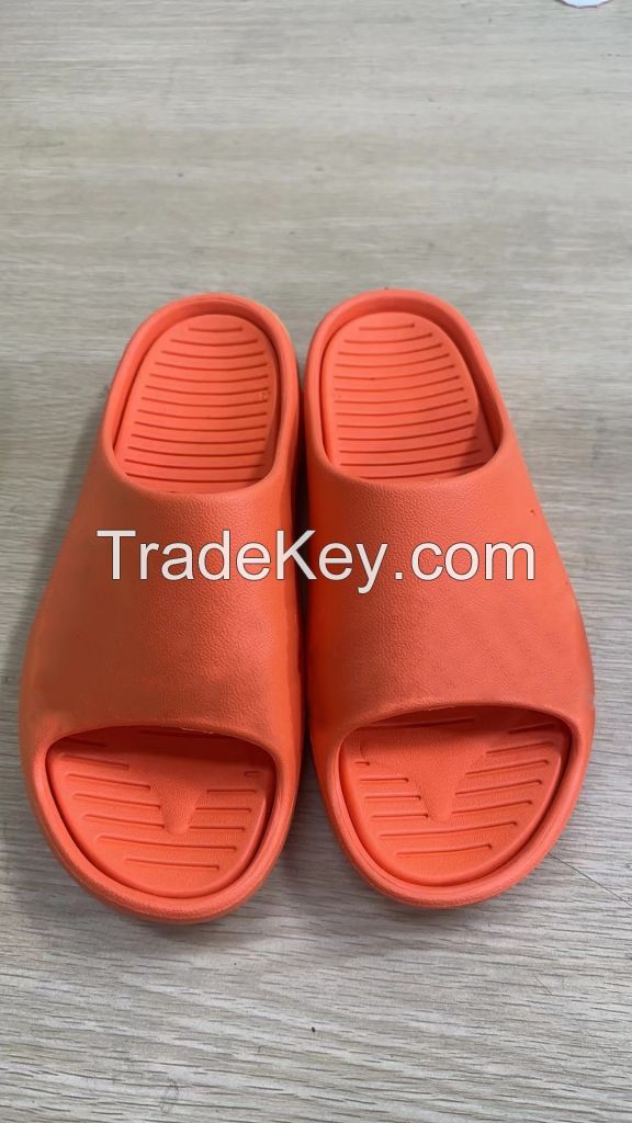 230308Summer Sandals in a Choice of Colours to Support Email Communication