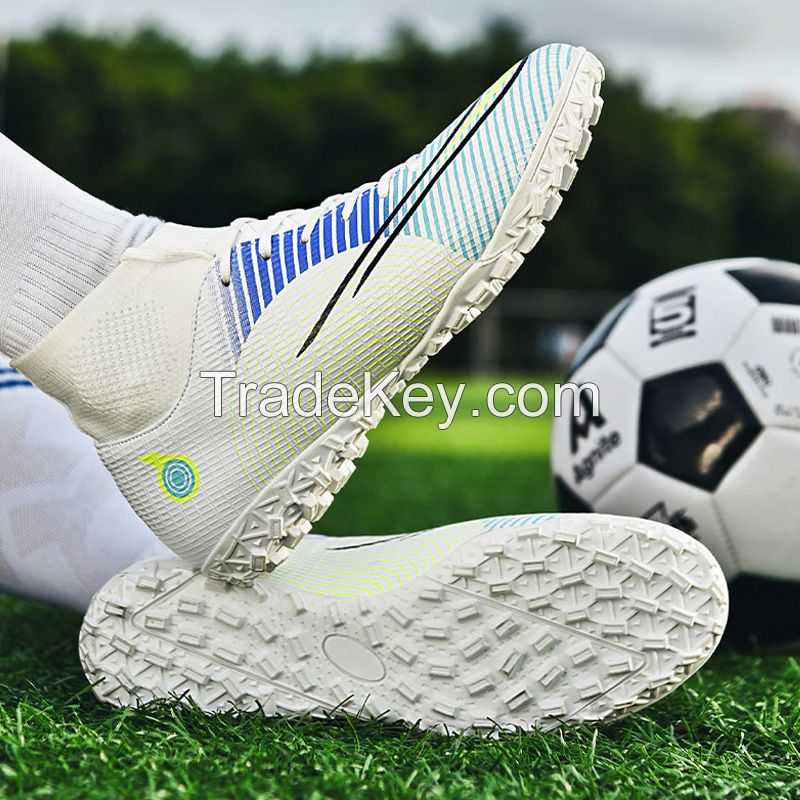 022217Please note that football shoes are white/black/blue when placing an order for spikes and broken nails.