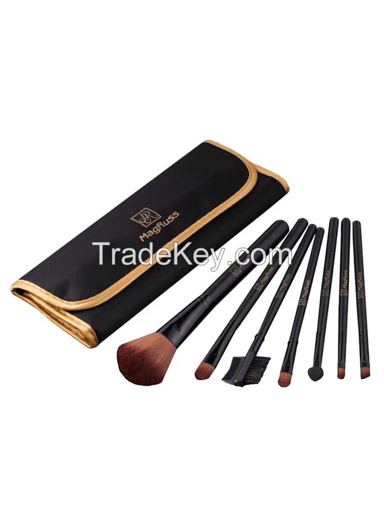 Professional Make-up Brush Set By Magruss (7 Pcs + Case)