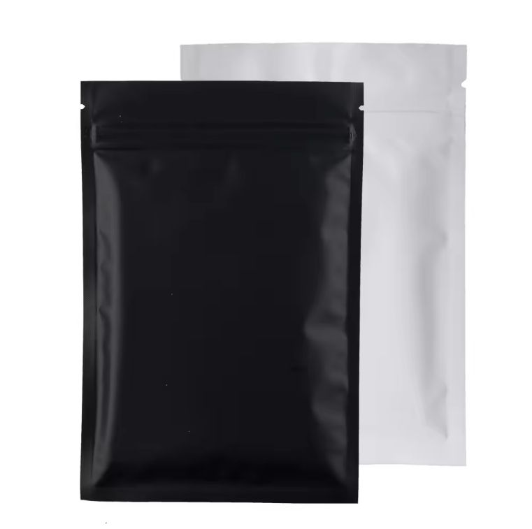 Customizable Matte Smell-Proof Zip Lock Mylar Bags for Cannabis and Edibles( 1g 1/8oz 3.5 Gram 4 X 6 1/4 Oz 7 Gram 1 Oz 28 Gram)