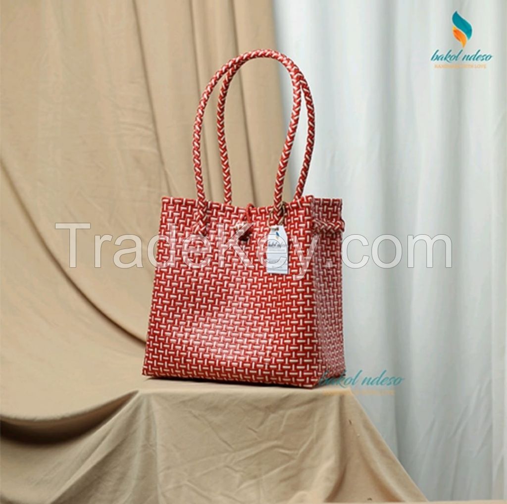 FÃ©rrans : Woven Tote Shopping Handbag A010E5-RED PASTEL LURIK