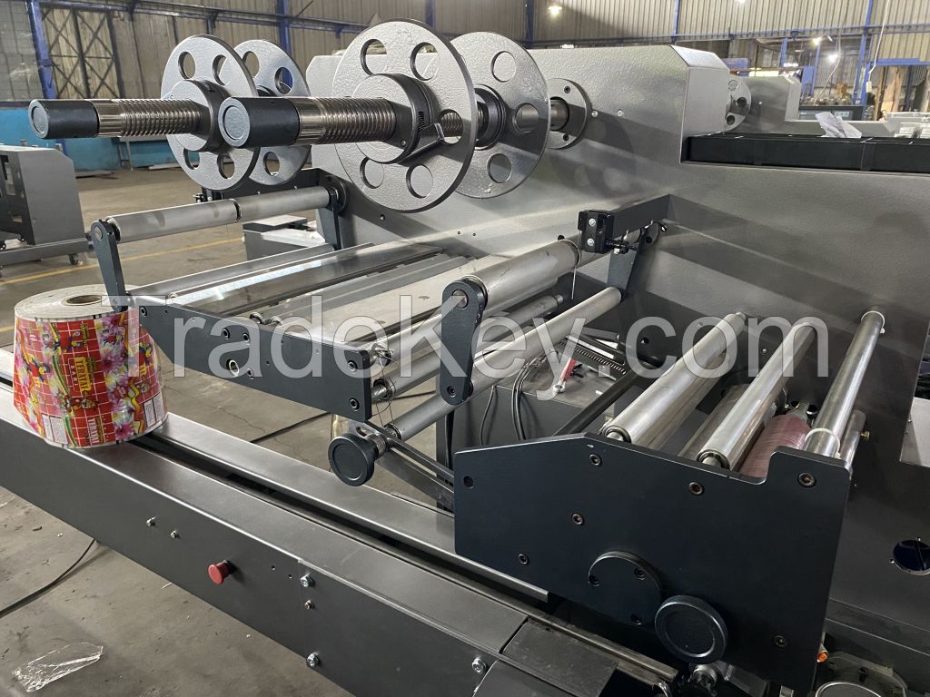 Automatic Horizontal Wrapping Machine