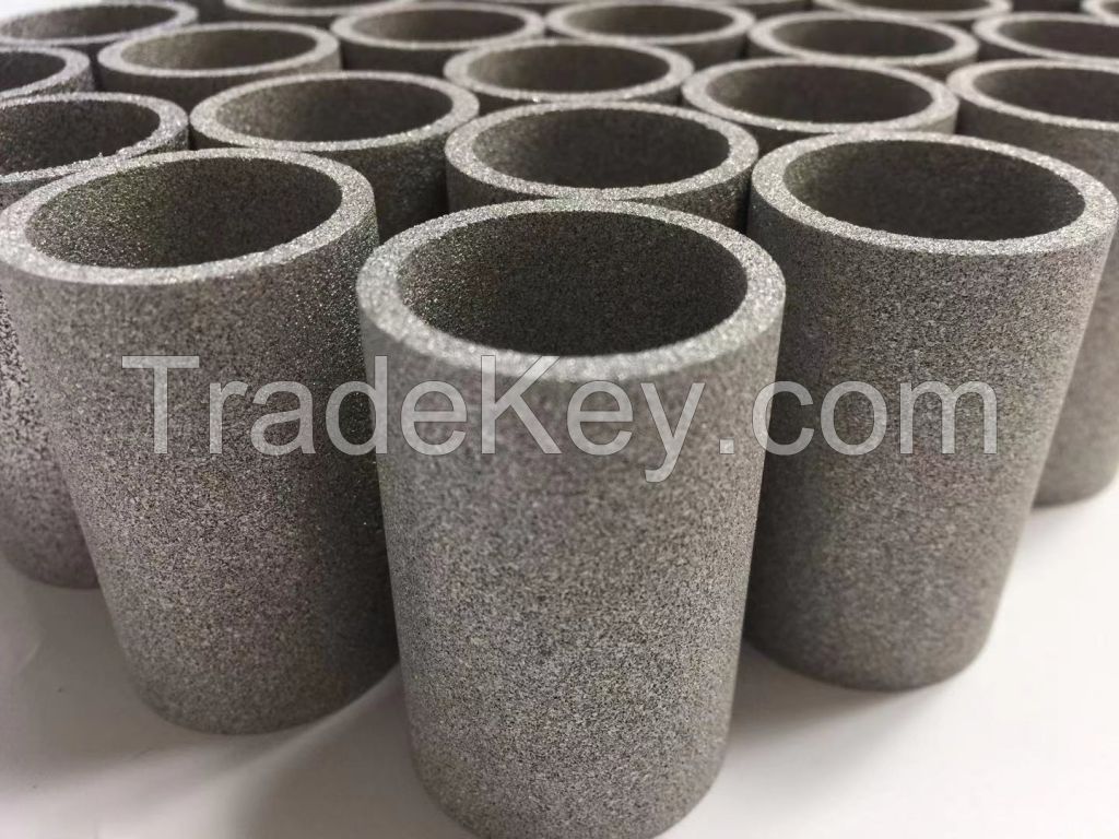 Sintered porous titanium filter