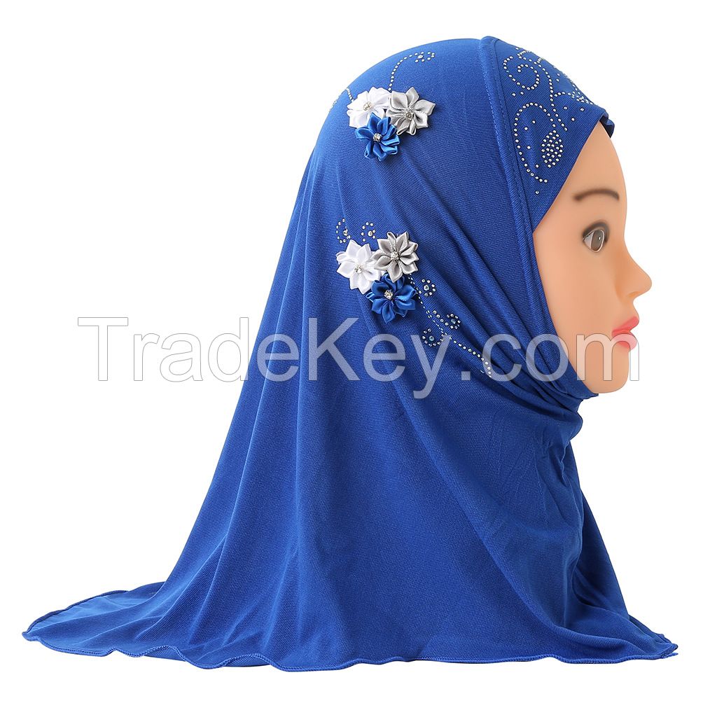 Beautiful small girl amira hijab with flowers fit 2-6 years old kids pull on islamic scarf head wrap headscarf headbands