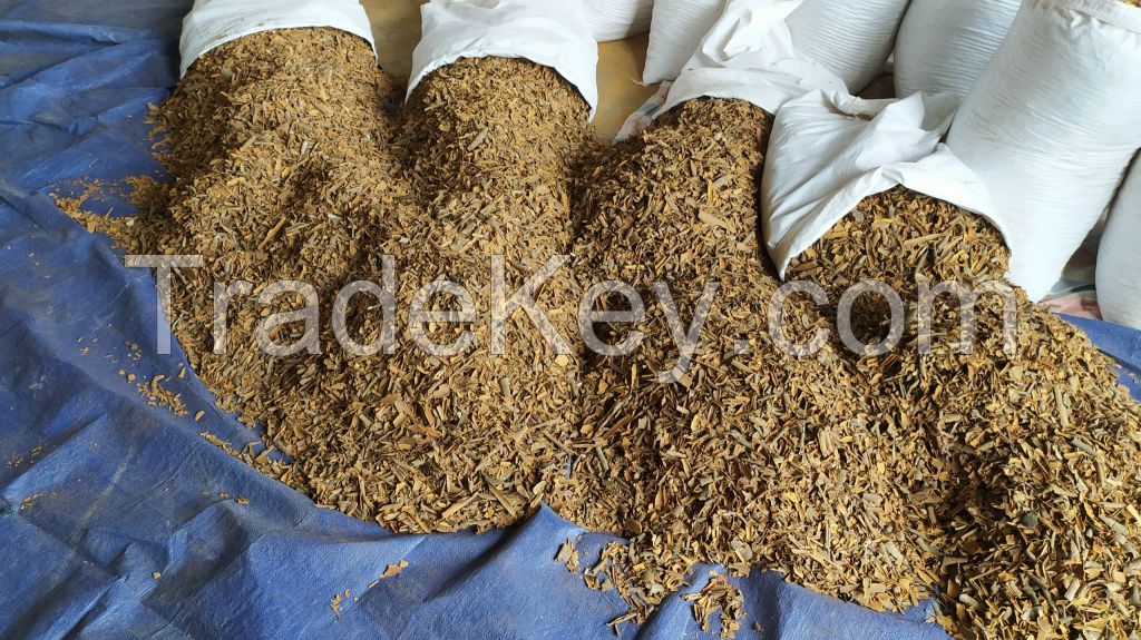 BROKEN CASSIA/CINNAMON KBBC VO 1.5%-4% GOOD QUALITY