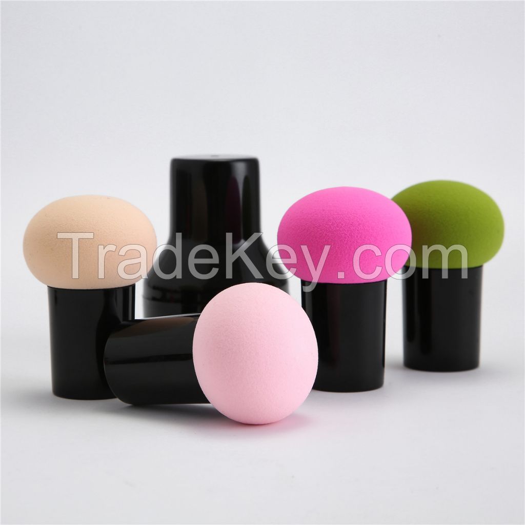 Mushroom Makeup Sponge Cosmetic Blender Puff,Latex Free Make Up Blender Sponge Applicator with Handle Case