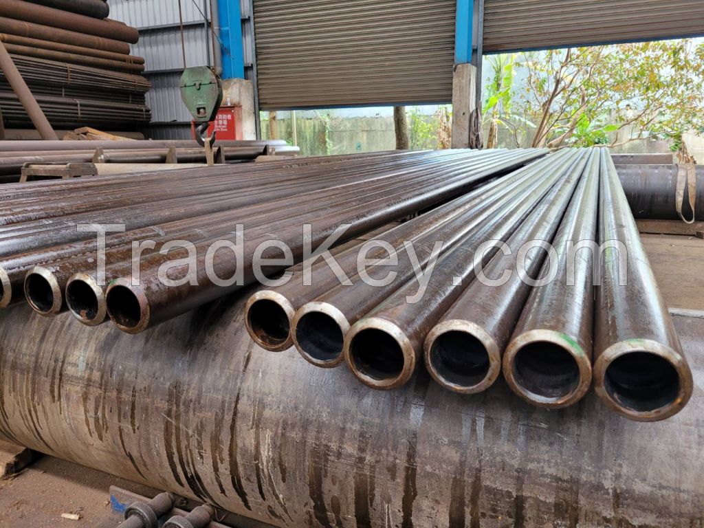 ERW CARBON STEEL PIPE